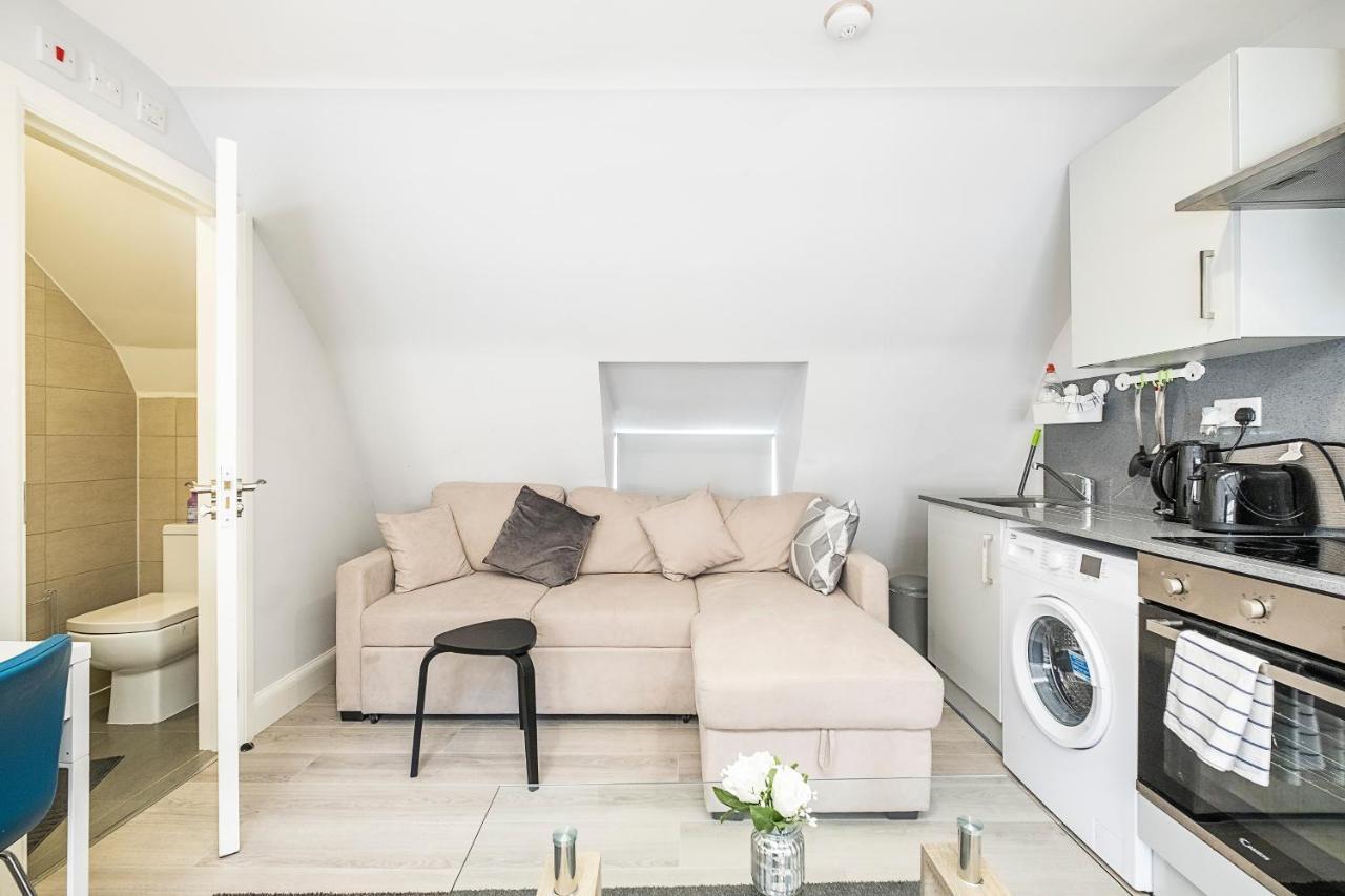 Securematics Superior Studio Apartments ลอนดอน ภายนอก รูปภาพ
